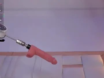 pittandlunaa69 on Chaturbate 