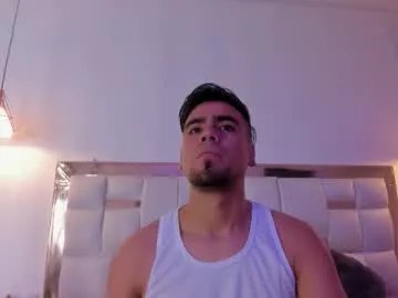 pittandlunaa69 on Chaturbate 