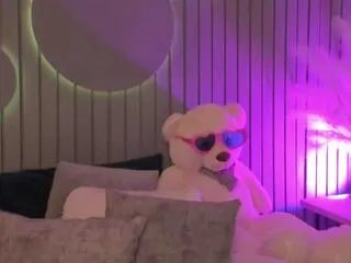 susan_kiut on Flirt4Free 